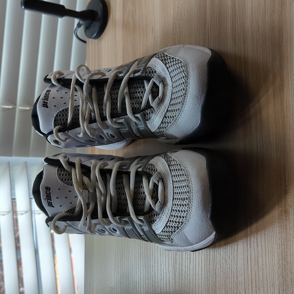 Prince T22 tennis shoes white, grey and black size 10.5